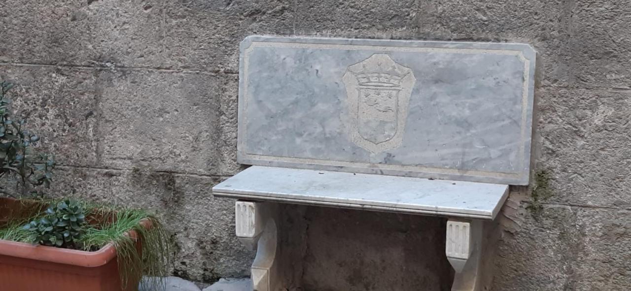La Dimora delle Divinità Nápoles Exterior foto
